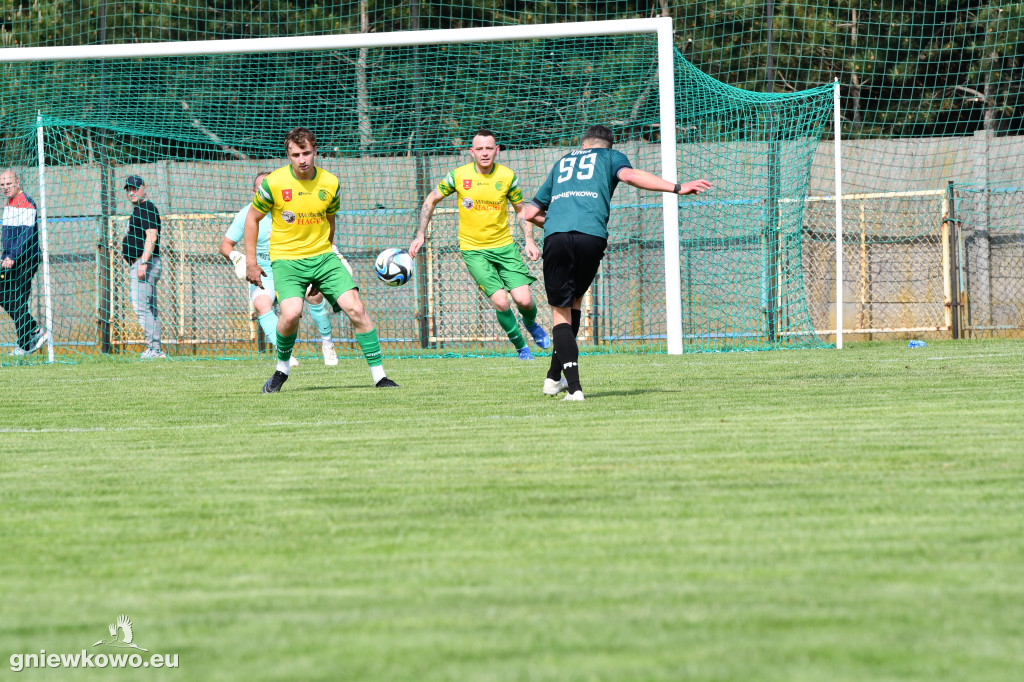 Galeria Piast Kołodziejewo – Unia Gniewkowo