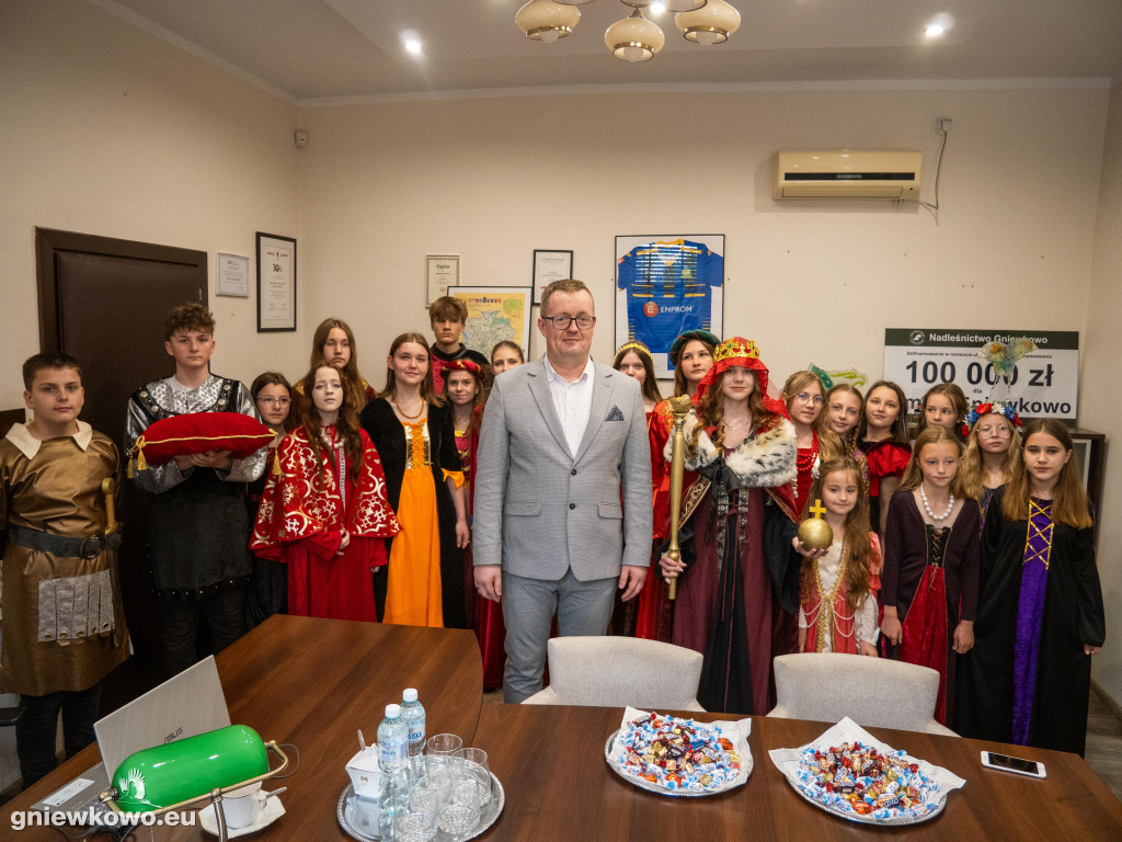 Królowa Jadwiga znów w Gniewkowie