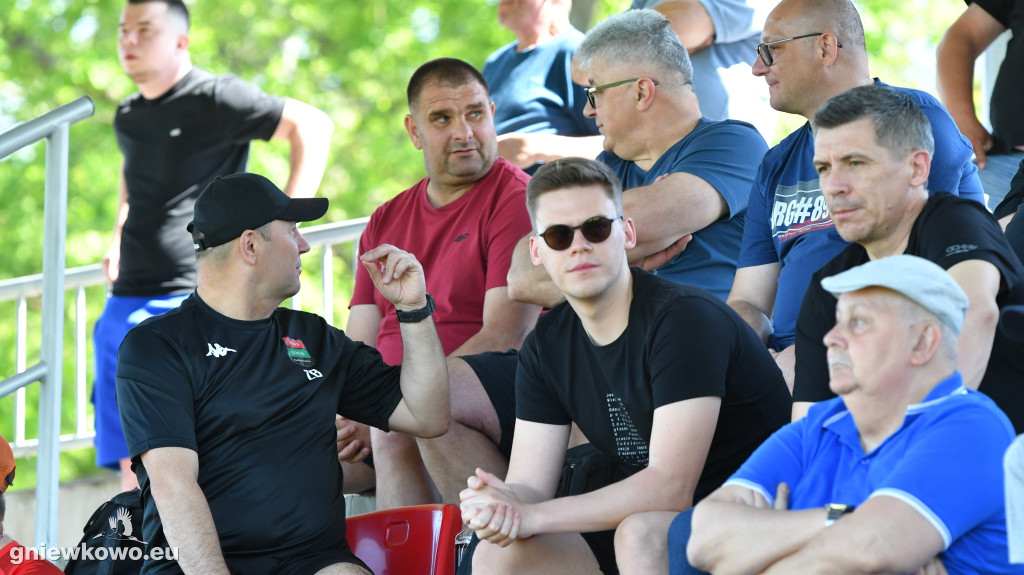 Galeria Unia Gniewkowo – Kujawianka Izbica Kuj.