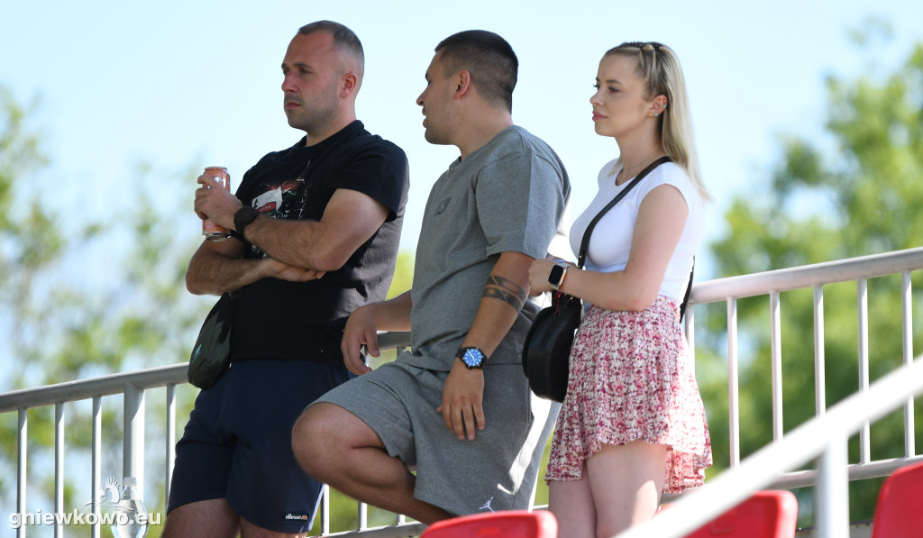 Galeria Unia Gniewkowo – Kujawianka Izbica Kuj.