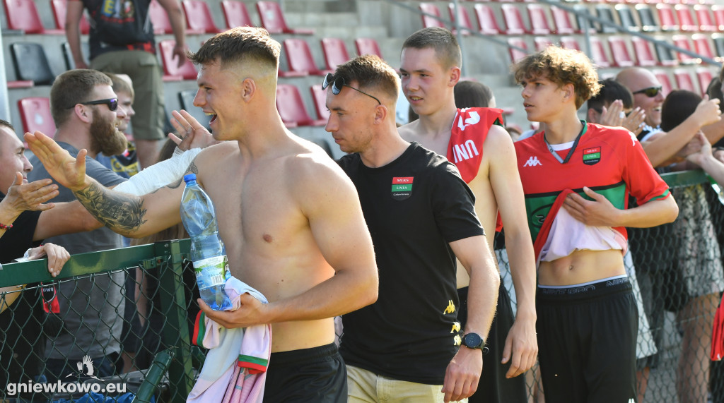 Galeria Unia Gniewkowo – Kujawianka Izbica Kuj.