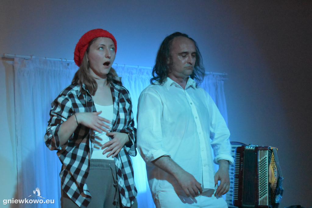 Ziemia jest płaska, Dzbanie–Teatr 3.5  w Murzynnie