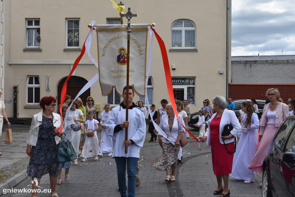 Boże Ciało 2025 - procesja w Gniewkowie