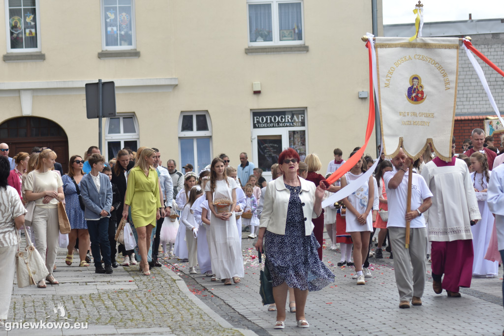 Boże Ciało 2025 - procesja w Gniewkowie