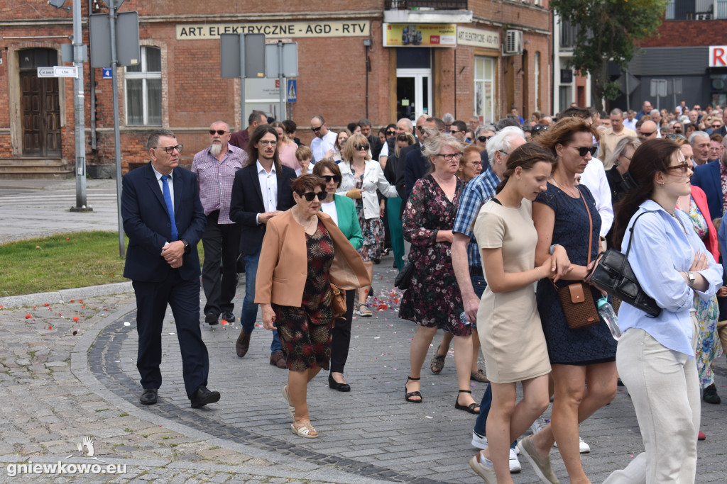 Boże Ciało 2025 - procesja w Gniewkowie