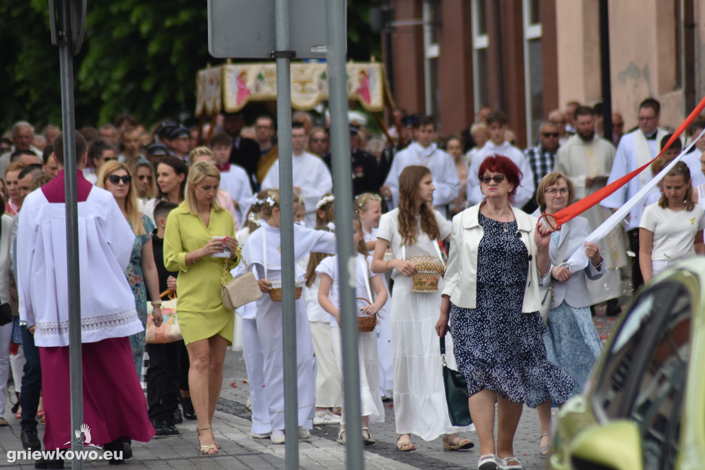 Boże Ciało 2025 - procesja w Gniewkowie