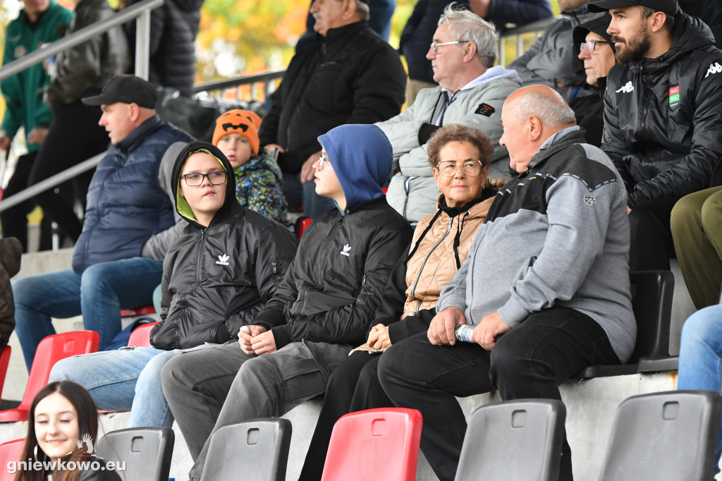 Unia Gniewkowo – Kujawiak Kowal 11.10.25