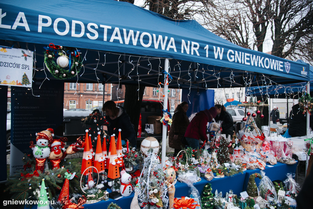 Jarmark Bożonarodzeniowy w Gniewkowie 6.12.25