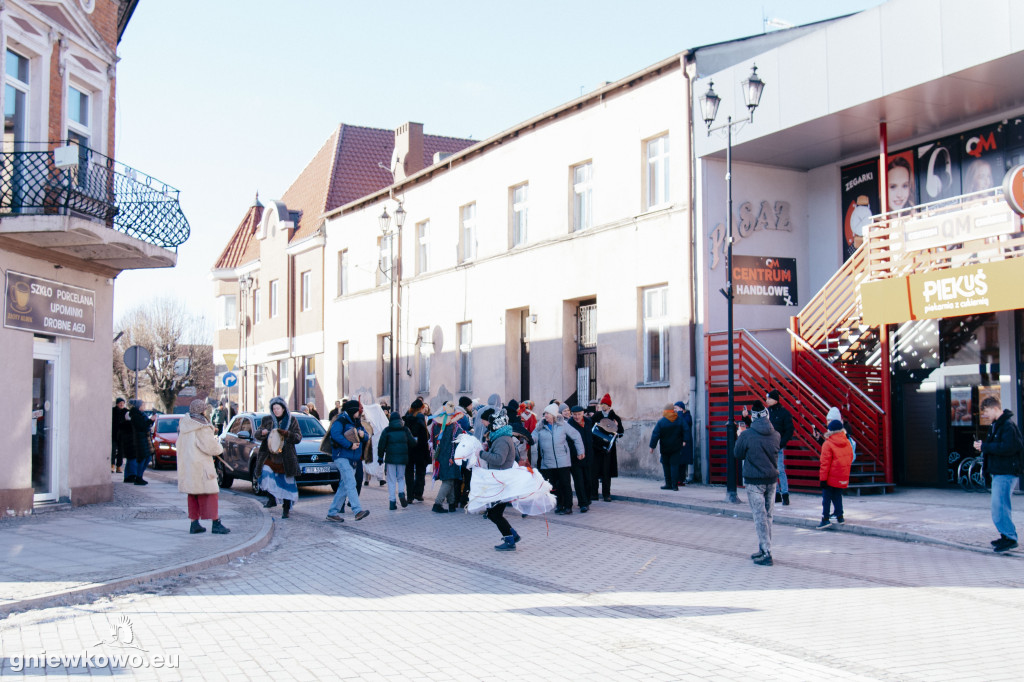 Koza opanowała Gniewkowo