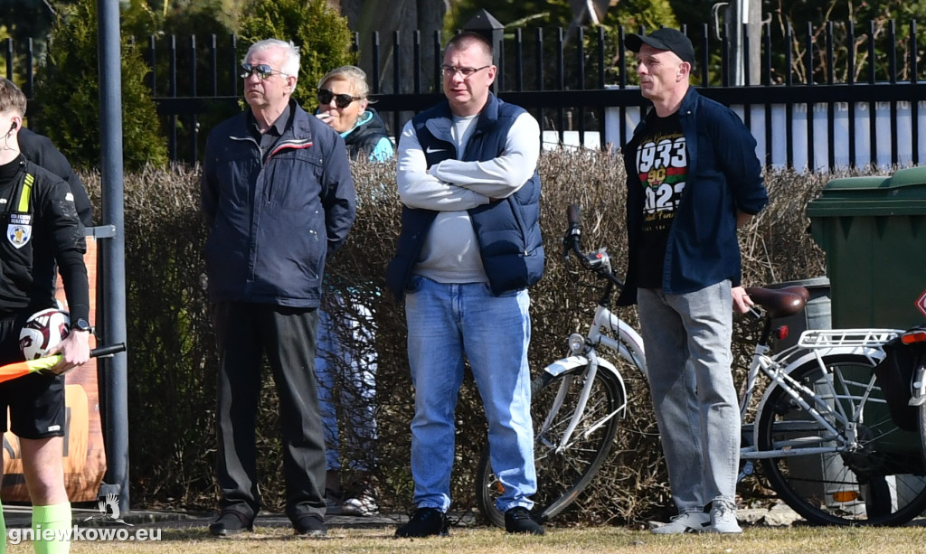 Galeria Unia Gniewkowo – Unia Wąbrzeźno 14.3.26