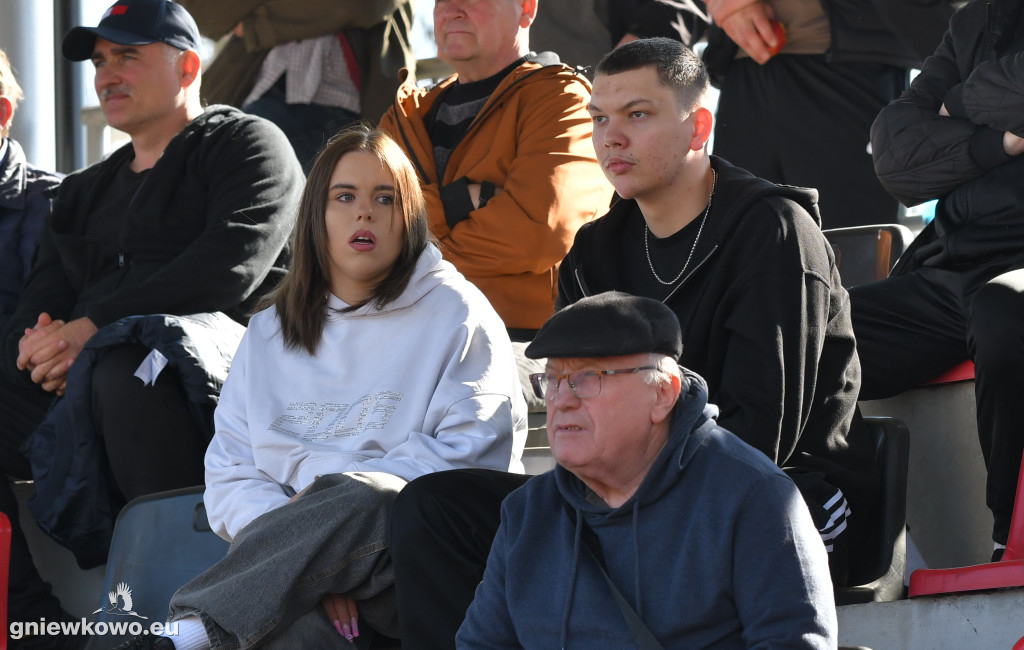 Galeria Unia Gniewkowo – Unia Wąbrzeźno 14.3.26