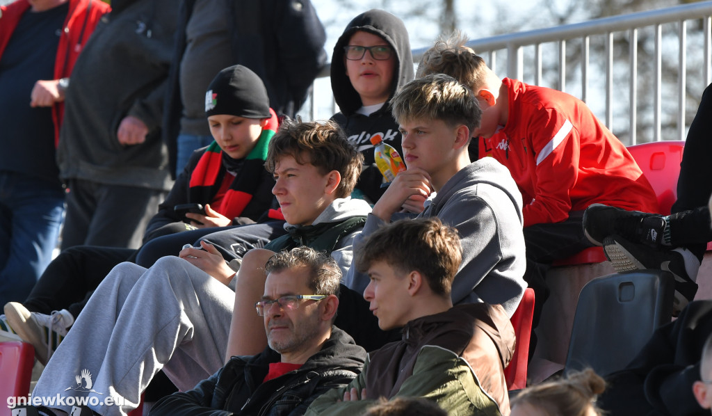 Galeria Unia Gniewkowo – Unia Wąbrzeźno 14.3.26