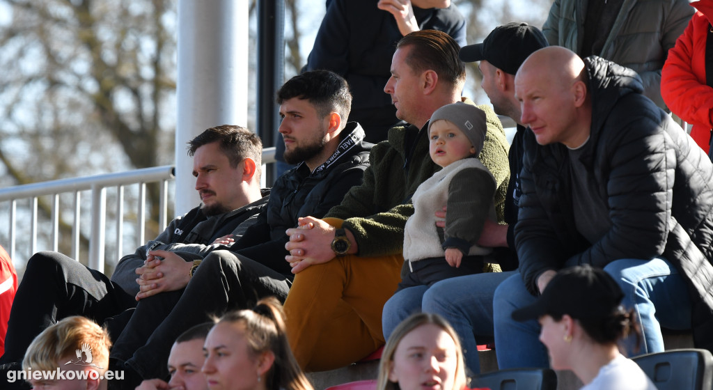 Galeria Unia Gniewkowo – Unia Wąbrzeźno 14.3.26