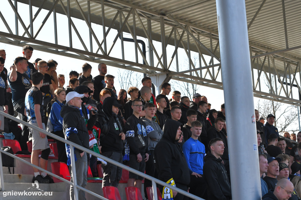 Galeria Unia Gniewkowo – Unia Wąbrzeźno 14.3.26