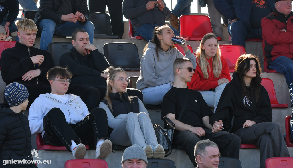 Galeria Unia Gniewkowo – Unia Wąbrzeźno 14.3.26