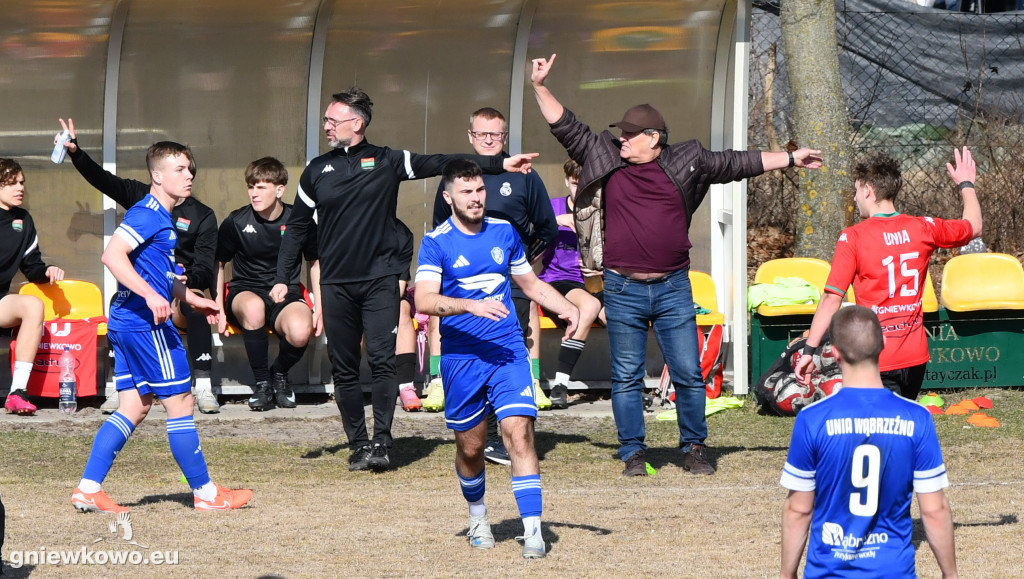 Galeria Unia Gniewkowo – Unia Wąbrzeźno 14.3.26