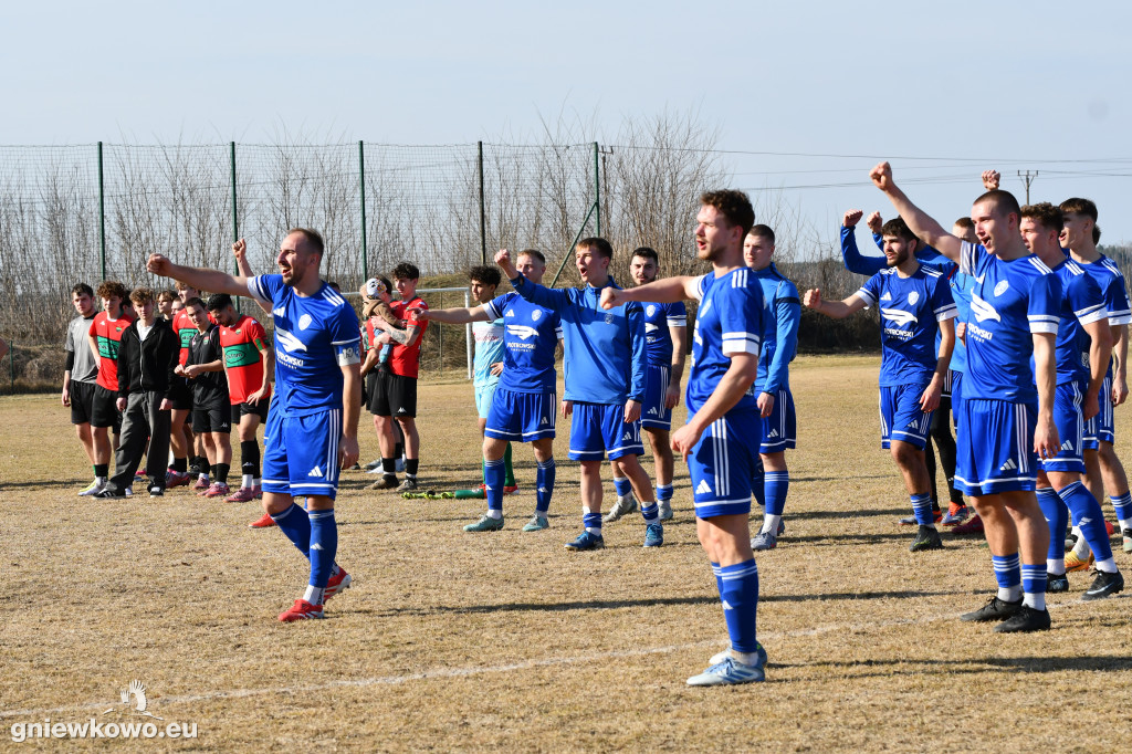 Galeria Unia Gniewkowo – Unia Wąbrzeźno 14.3.26