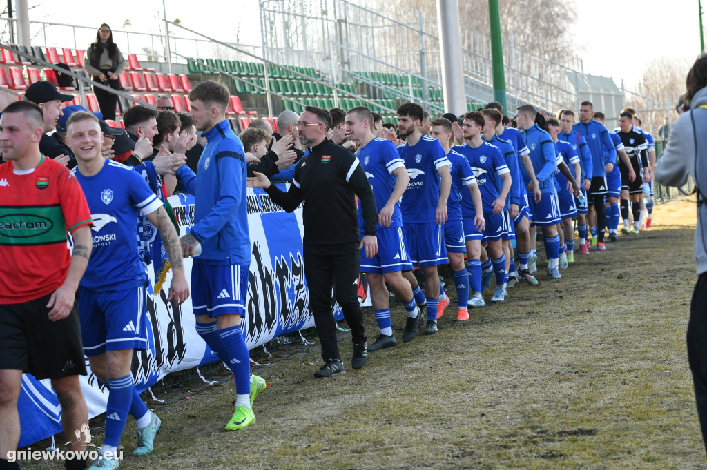 Galeria Unia Gniewkowo – Unia Wąbrzeźno 14.3.26