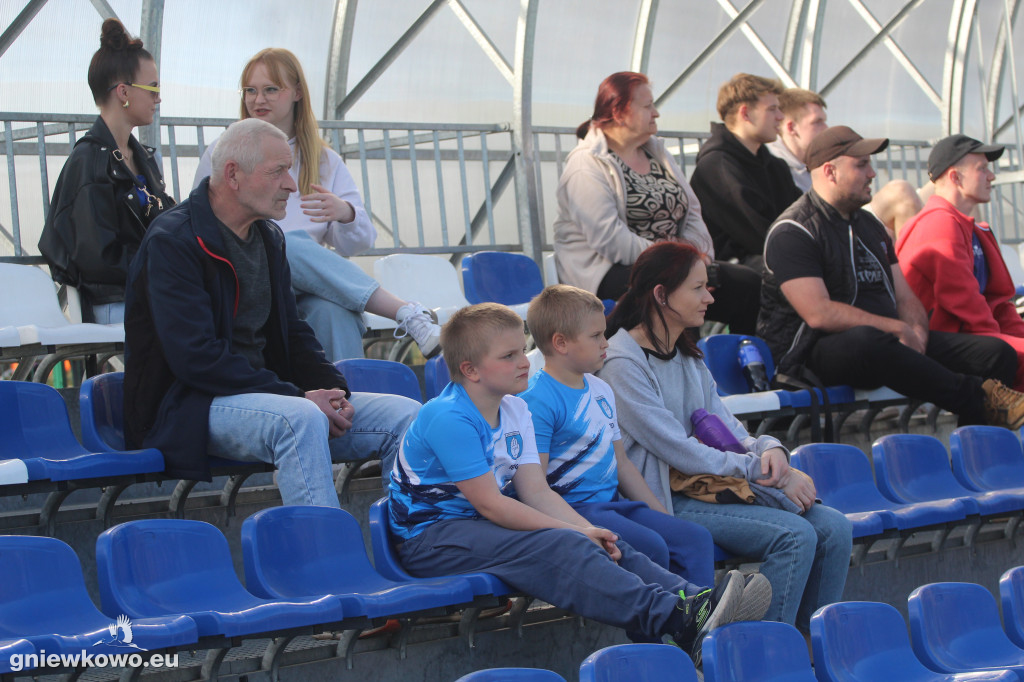 Galeria Noteć Łabiszyn – Unia Gniewkowo 18.4.26