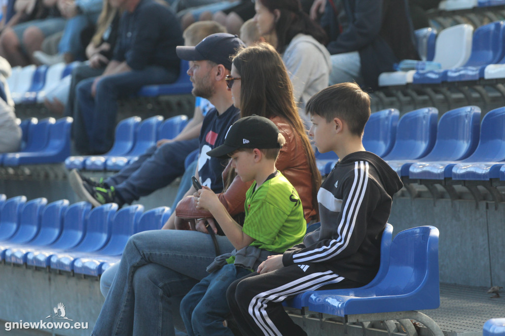 Galeria Noteć Łabiszyn – Unia Gniewkowo 18.4.26