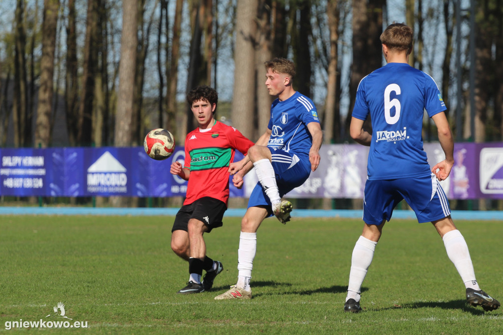 Galeria Noteć Łabiszyn – Unia Gniewkowo 18.4.26