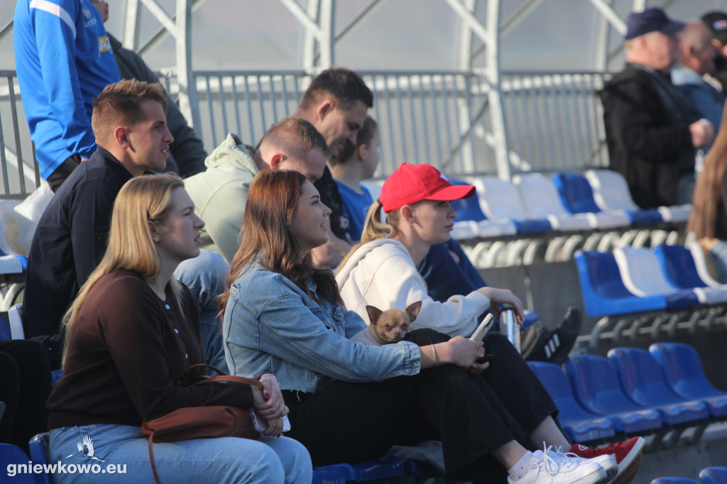 Galeria Noteć Łabiszyn – Unia Gniewkowo 18.4.26