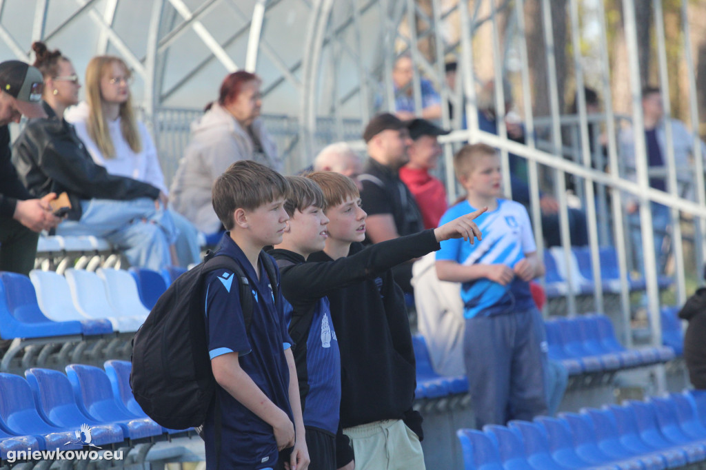 Galeria Noteć Łabiszyn – Unia Gniewkowo 18.4.26