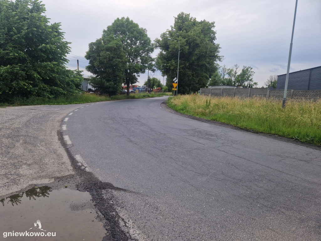 Skrzyżowanie DK 15 (Inowrocławskiej) z DW 299 (Piasta)