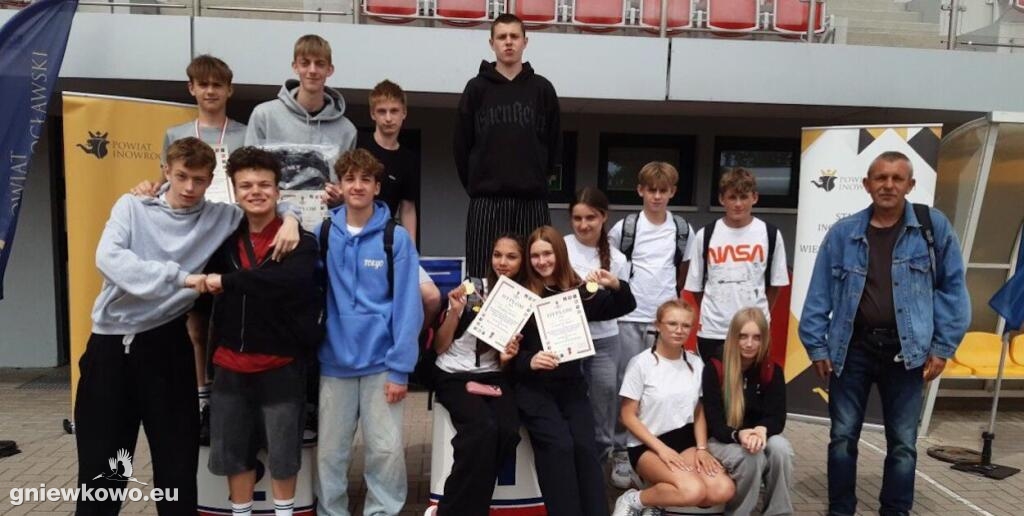 Kolejne powiatowe lekkoatletyczne sukcesy uczniów SP 2