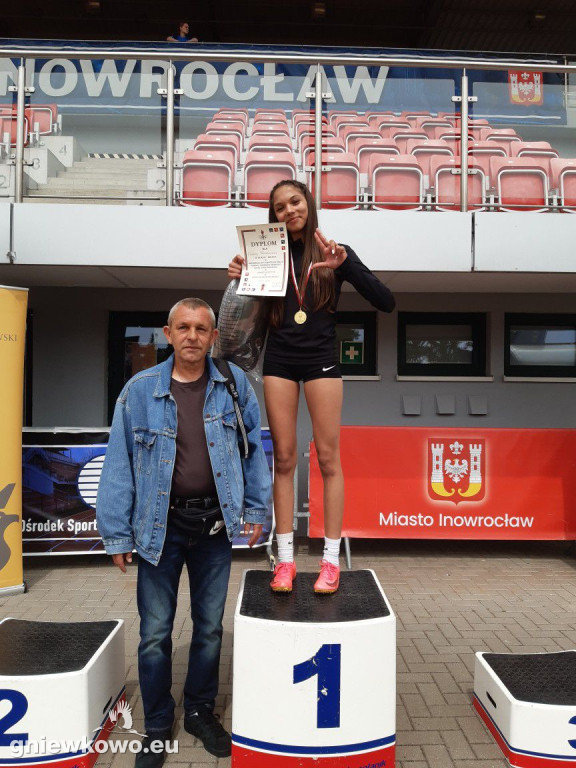 Kolejne powiatowe lekkoatletyczne sukcesy uczniów SP 2