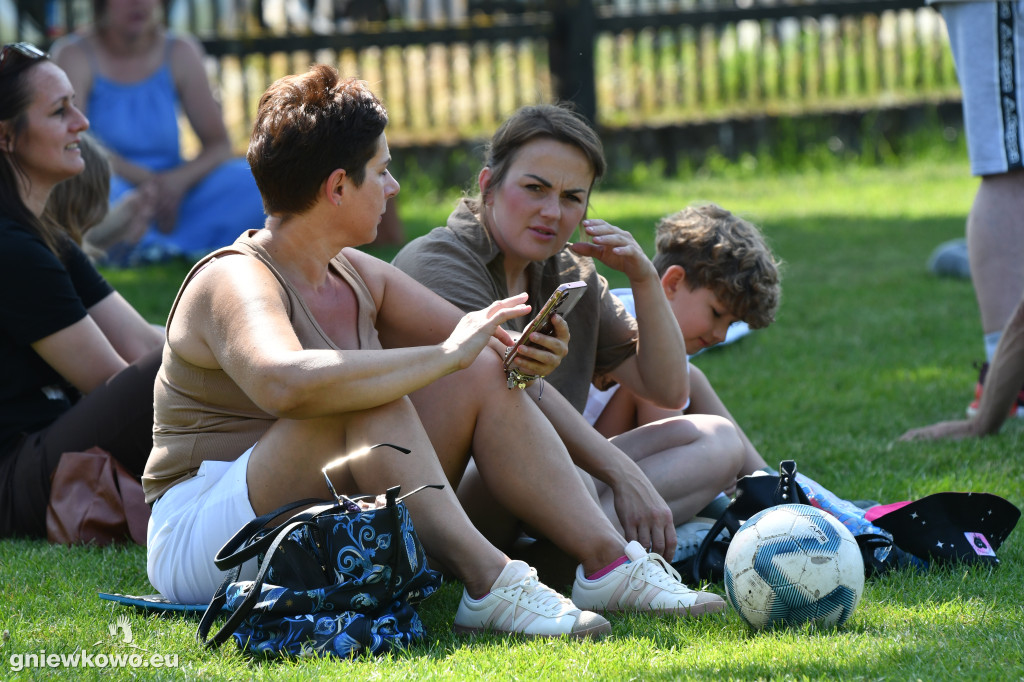 Turnieje orlika i żaka na stadionie Unii Gniewkowo