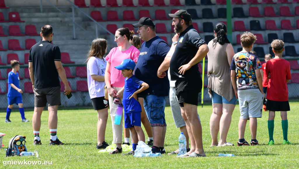Turnieje orlika i żaka na stadionie Unii Gniewkowo