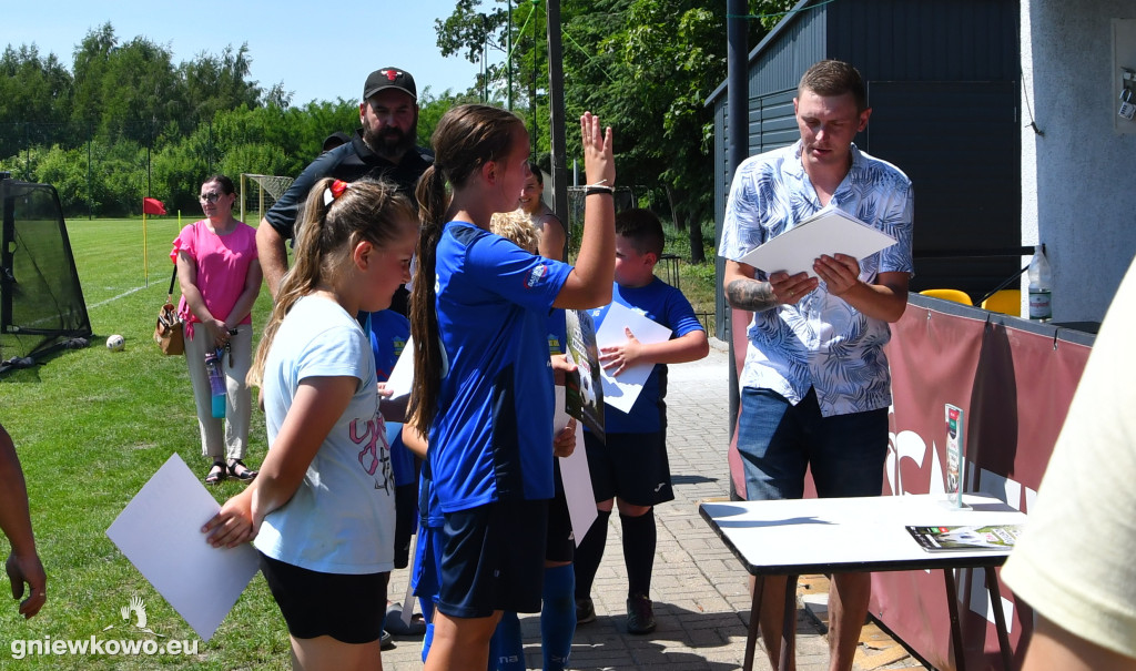 Turnieje orlika i żaka na stadionie Unii Gniewkowo