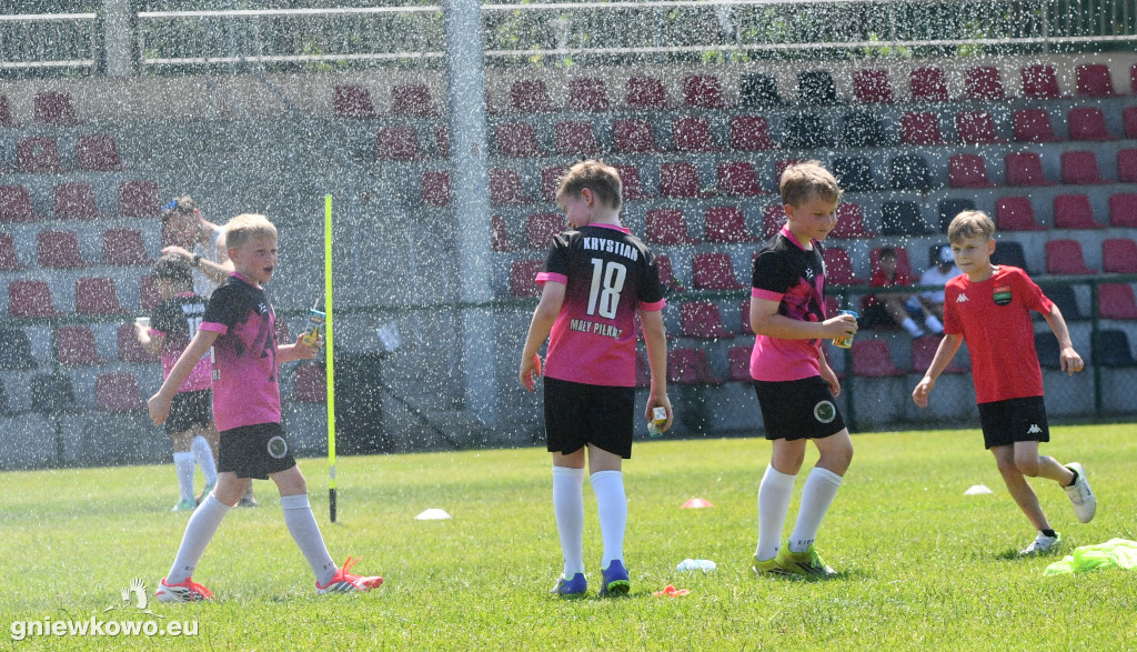 Turnieje orlika i żaka na stadionie Unii Gniewkowo