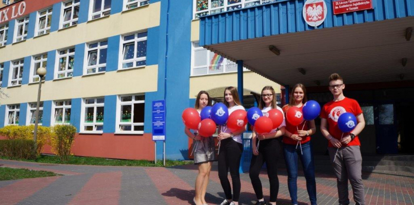 Zastanawiasz się nad wyborem liceum? Idź tu, a nie pożałujesz! [ZDJĘCIA]