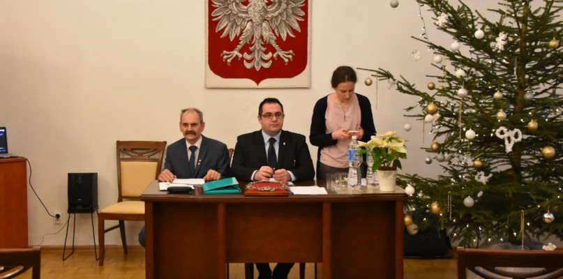 We wtorek znów sesja nadzwyczajna. Tym razem o szkole w Gąskach