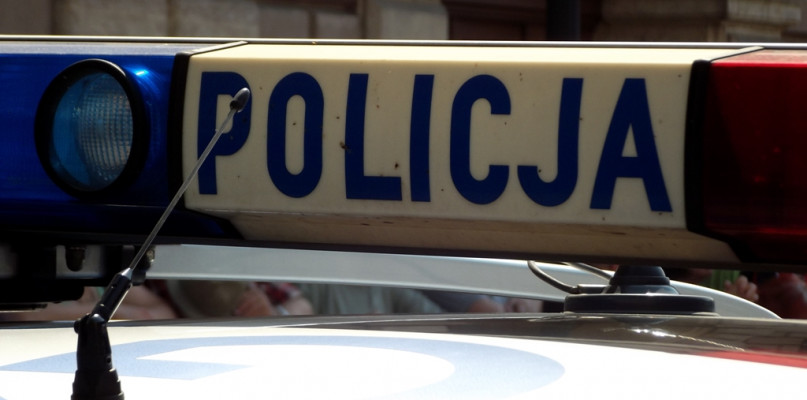 Poszukiwany i nietrzeźwy kierowca próbował uciec policji