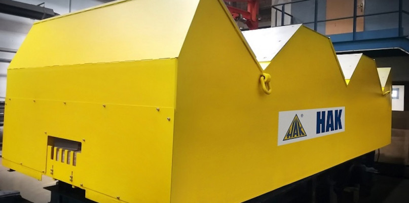 Transport zwojów drutu czy stalowych kręgów. Które platformy są najbardziej efekty