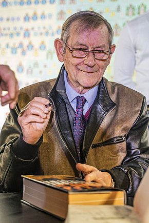 Profesor Norman Davies w Gniewkowie-1375