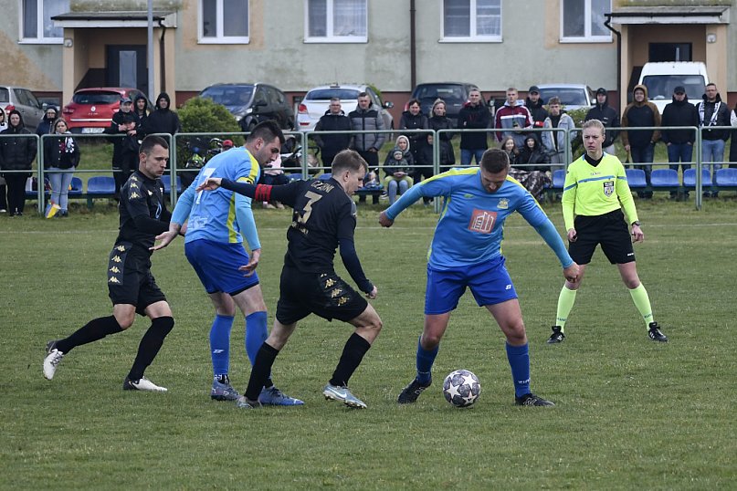 Galeria Czarni Wierzchosławice – Mikrus Szadłowice