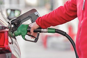 Ceny paliw. Kierowcy nie odczują zmian, eksperci mówią o "napiętej sytuacji"-11201