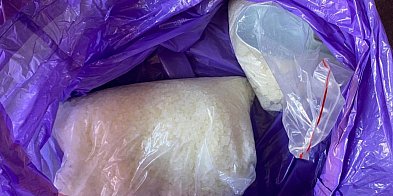Narkotykowa para aresztowana za ponad kilogram 3-CMC-14481
