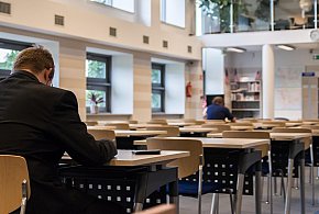 Zmiany w przepisach o wynagrodzeniach. Zapłacą za gotowość do pracy-15699