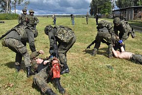 Setki tysięcy Polaków pójdą na szkolenie. Wojsko otwiera drzwi dla cywilów-15715