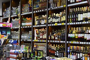 To codzienność wielu Polaków. Nowe dane o alkoholu niepokoją-16120