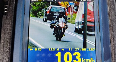 Motocyklistka zbytnio się rozpędziła w Suchatówce-15339