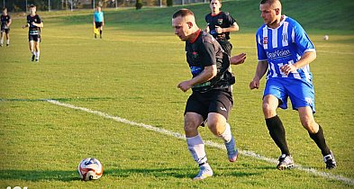 Unia II blisko niespodzianki. Przegrała z liderem 0:1