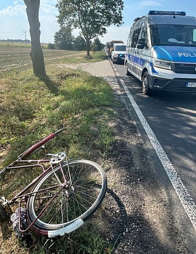 Tragiczny wypadek pod Inowrocławiem. Nie żyje rowerzysta