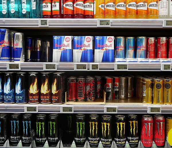 Popularne napoje pójdą ostro w górę. Rząd szykuje podwyżkę VAT-15915