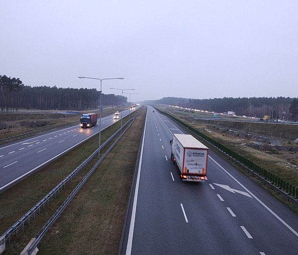 Kolejne opłaty dla kierowców. Jazda po Polsce tania nie będzie-16165